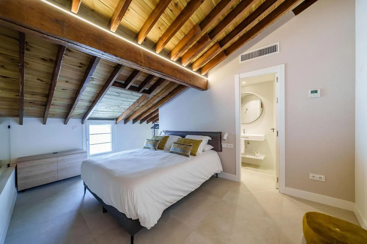 Homely Malaga Mariblanca 17, Vegafuente Apartments Spain